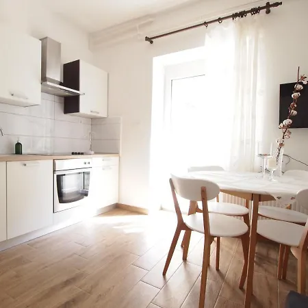 In The Center Of Rogaska Slatina! Fani And Marija Appartement